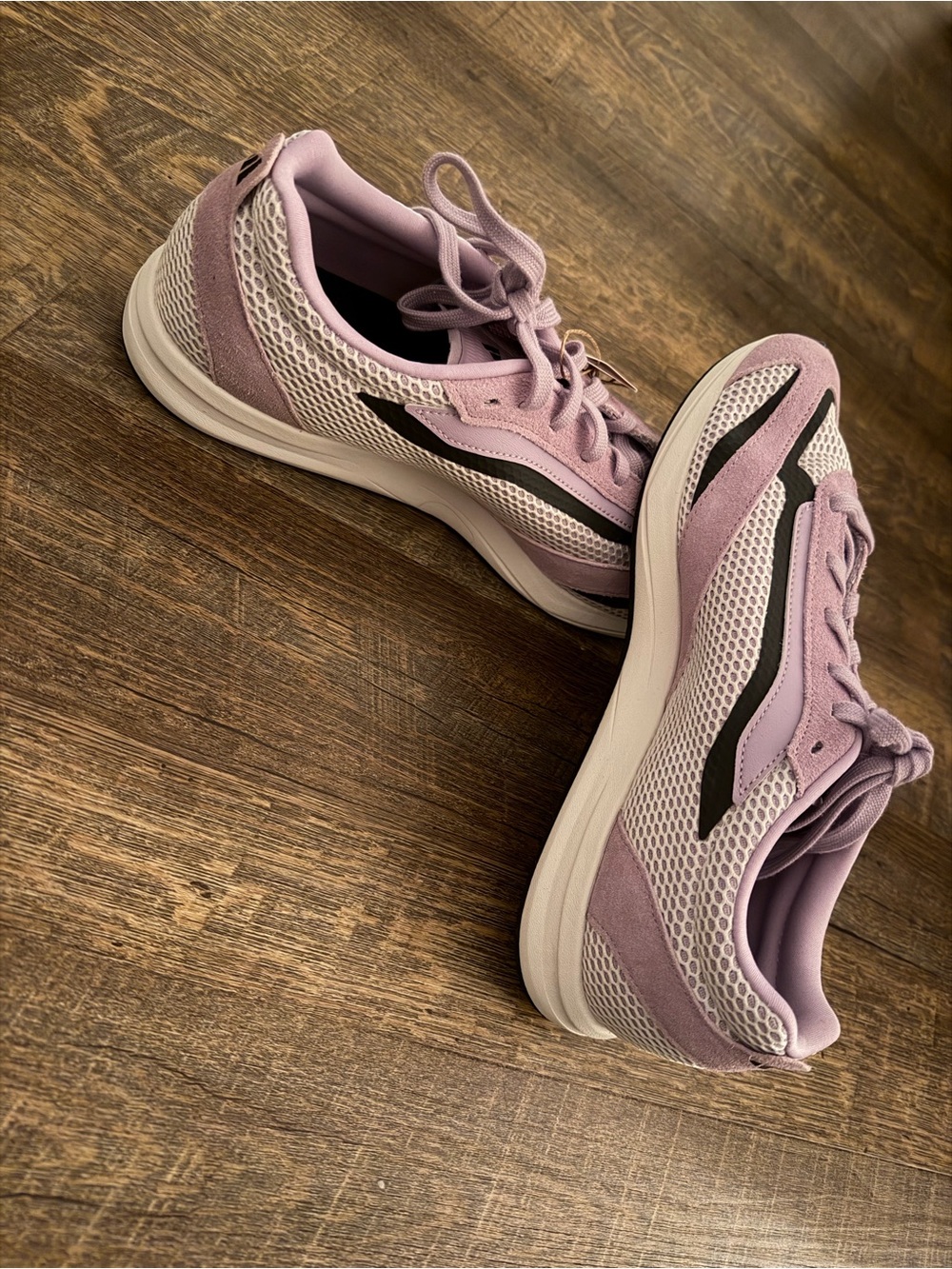 Women’s Lavender Mesh Adidas “LightBlaze” Sneakers - Size 11 - NWT